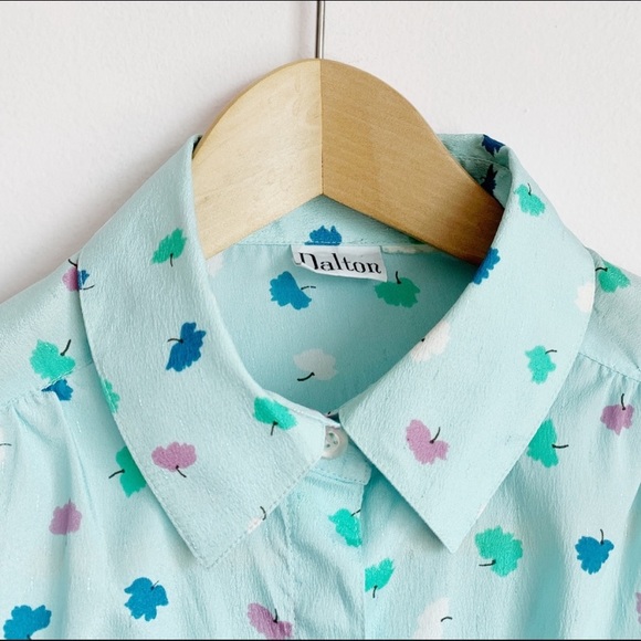 vintage aqua satin printed buttonup blouse - Picture 2 of 6